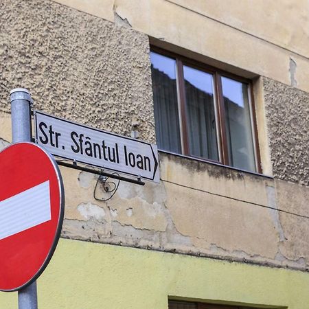 Strada Muresenilor - Savas Apartament Брашов Екстер'єр фото